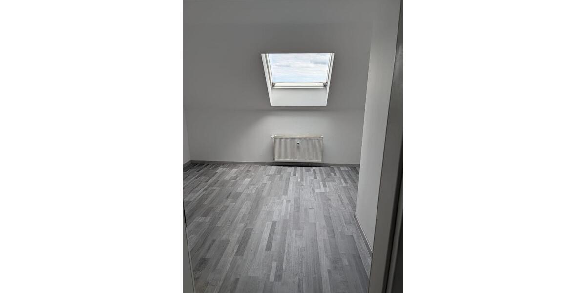 Dachgeschoßwohnung Beselich - 3 Zimmer, 95 m&sup2;, 750&euro; | Angebot:26613007
