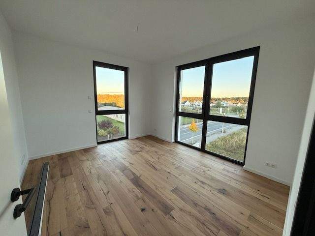 Gehobene 4 Zimmer Wohnung mit erstklassiger Ausstattung und großzügigem Balkon ! 4 zimmer