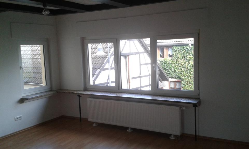 Etagenwohnung Hünfelden - 2 Zimmer, 77 m&sup2;, 680&euro; | Angebot:25982511