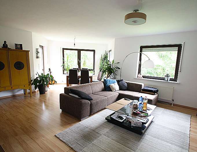 Etagenwohnung Niedernhausen - 3 Zimmer, 99 m&sup2;, 985&euro; | Angebot:26765590