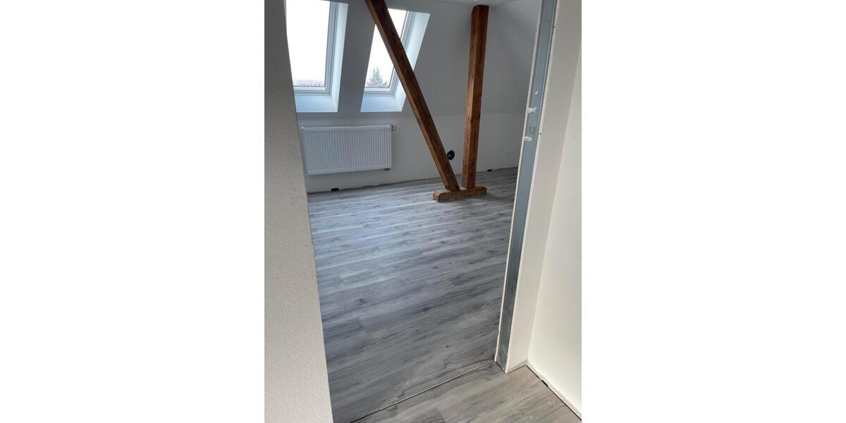 Dachgeschoßwohnung Neubrandenburg Datzeberg - 3 Zimmer, 68 m&sup2;, 648&euro; | Angebot:26535003