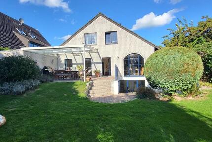 Einfamilienhaus 300qm in bester Lage Mehrhoog zu vermieten 6 zimmer