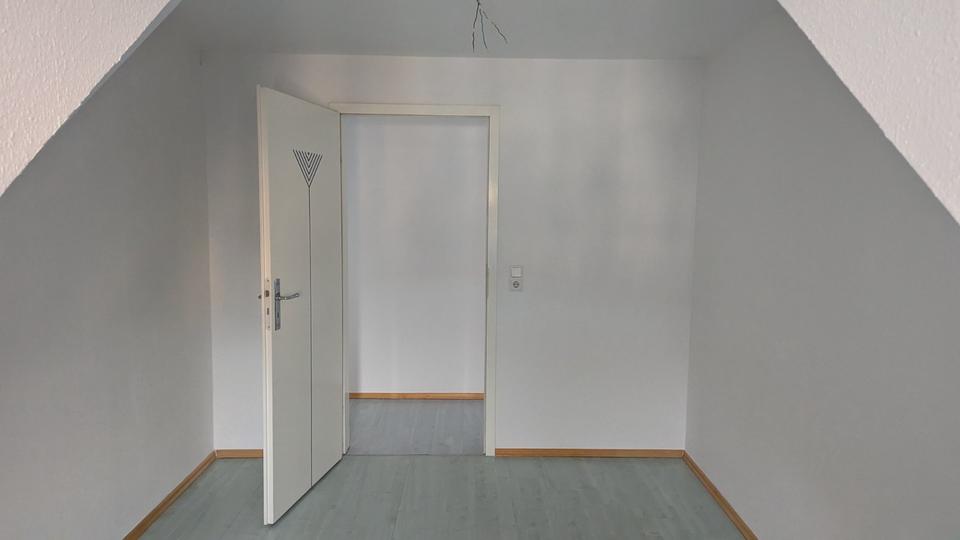 Dachgeschoßwohnung Bautzen - 3 Zimmer, 60 m&sup2;, 360&euro; | Angebot:24874266