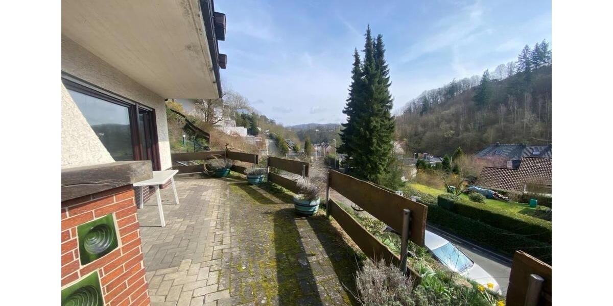 Erdgeschoßwohnung Dillenburg - 4 Zimmer, 121 m&sup2;, 1.000&euro; | Angebot:26582680