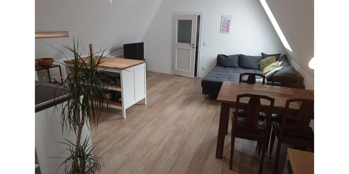 Dachgeschoßwohnung Osnabrück - 2 Zimmer, 47 m&sup2;, 715&euro; | Angebot:25903313