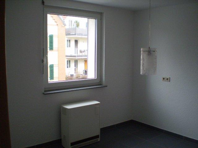 Etagenwohnung Backnang - 1 Zimmer, 37 m&sup2;, 500&euro; | Angebot:26020878