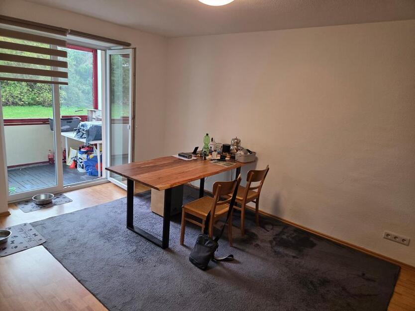 Moderne 2-Raum-Wohnung mit Balkon & Einbauküche zimmer
