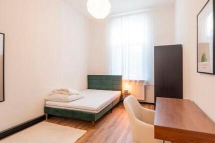 Wunderschönes, möbliertes WG Zimmer