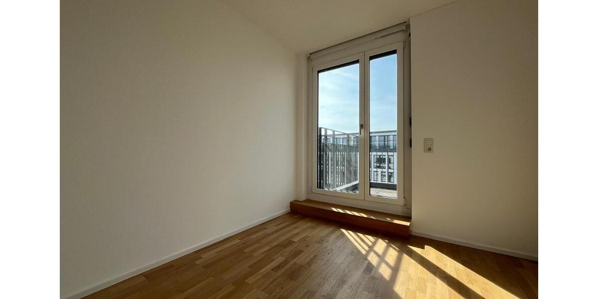 Etagenwohnung Stuttgart - 4 Zimmer, 135 m&sup2;, 2.076&euro; | Angebot:26068595