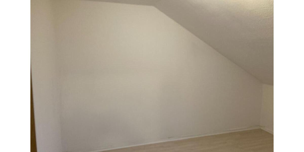 Etagenwohnung Garbsen - 4 Zimmer, 820&euro; | Angebot:24243766