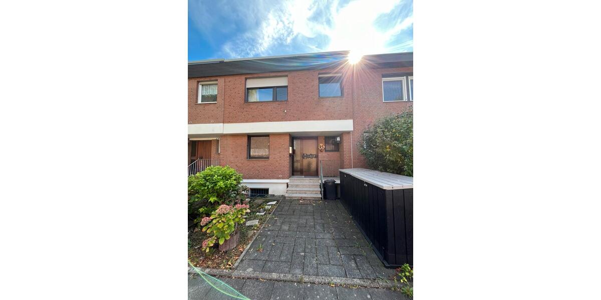 Reihenhaus Hürth - 4 Zimmer, 105 m&sup2;, 1.900&euro; | Angebot:25830708