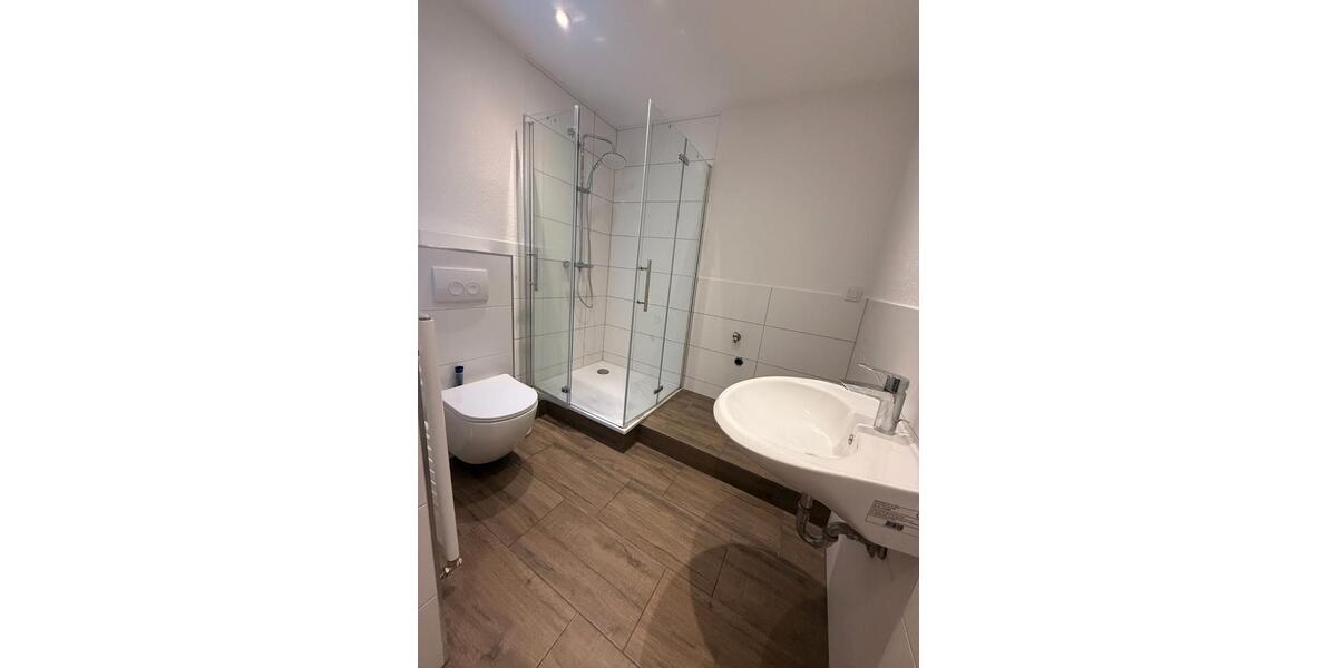 Etagenwohnung Eschwege - 2 Zimmer, 98 m&sup2;, 690&euro; | Angebot:26287339