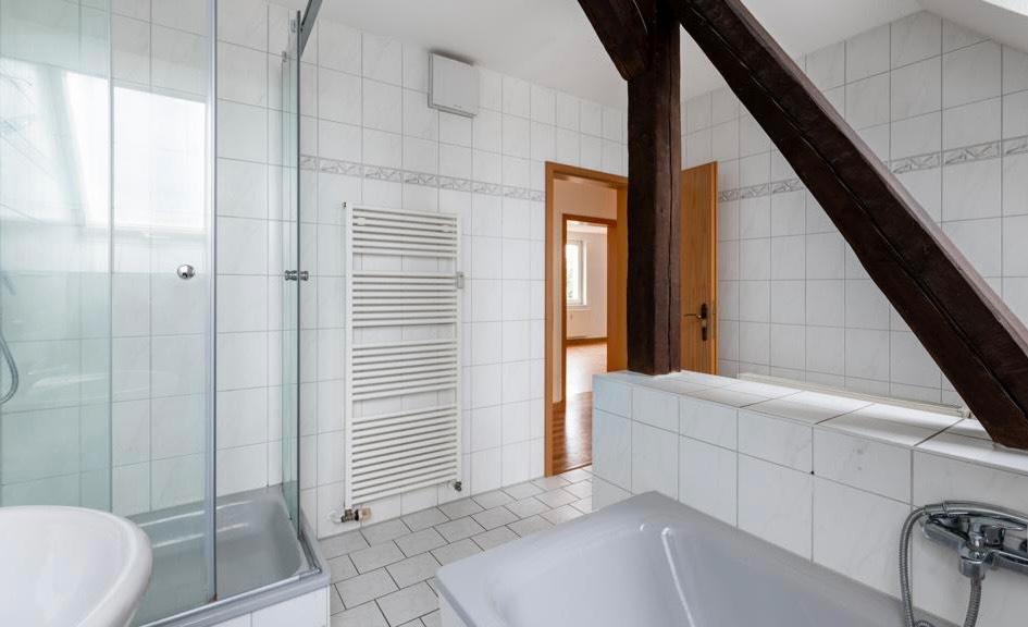 Dachgeschoßwohnung Genthin - 3 Zimmer, 90 m&sup2;, 675&euro; | Angebot:25308683