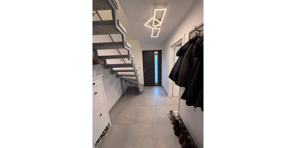 Einfamilienhaus Kölleda - 4 Zimmer, 110 m&sup2;, 1.000&euro; | Angebot:25275580