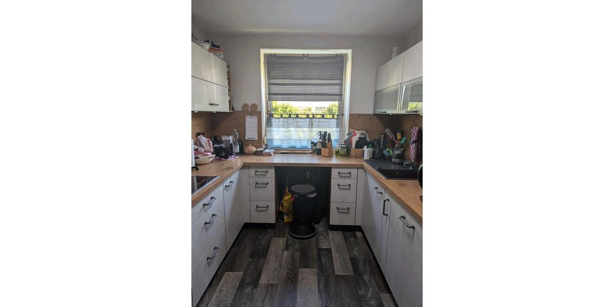 Erdgeschoßwohnung Bad Berneck im Fichtelgebirge - 4 Zimmer, 81 m&sup2;, 760&euro; | Angebot:24940909