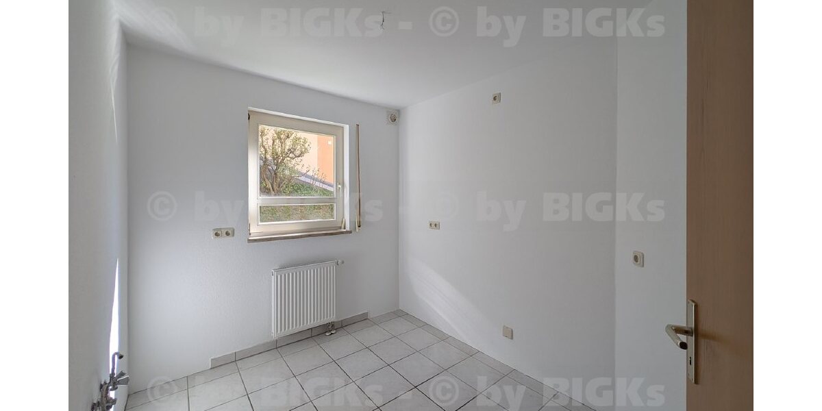 BIGKs - Suhl - Nähe Klinikum: 2 Zimmer-Wohnung mit Terrasse (-;) - Erdgeschoßwohnung Suhl Suhl Heinbergsiedlung | Angebot:27397871