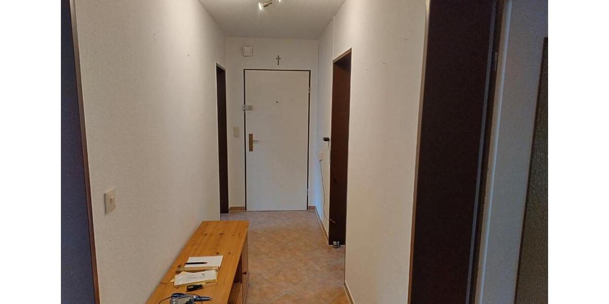 Etagenwohnung Roth - 3 Zimmer, 70 m&sup2;, 850&euro; | Angebot:26253668