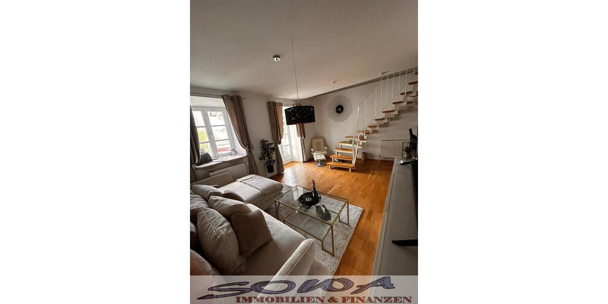 Lage, Lage, Lage - Schöne 3 Zimmer Maisonette Wohnung auf der Leopoldineninsel mit Blick auf das Schloss in Neuburg - Ein neues Zuhause von SOWA Immobilien und Finanzen Ihr Experte vor Ort - Maisonettenwohnung Neuburg an der Donau | Angebot:27207548
