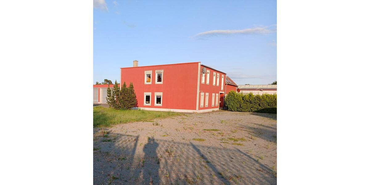 Wohnen auf Zeit Biederitz - 3 Zimmer, 100 m&sup2;, 25&euro; | Angebot:22442036