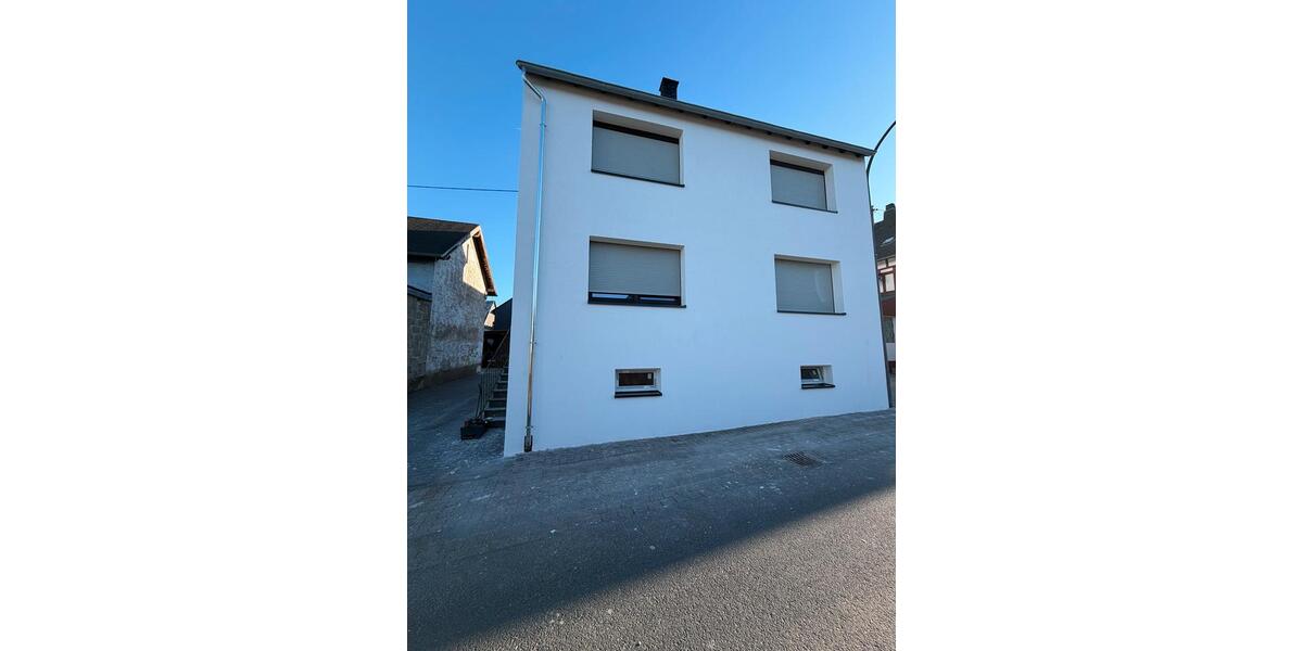 Erdgeschoßwohnung Gevenich - 2 Zimmer, 58 m&sup2;, 800&euro; | Angebot:26576184
