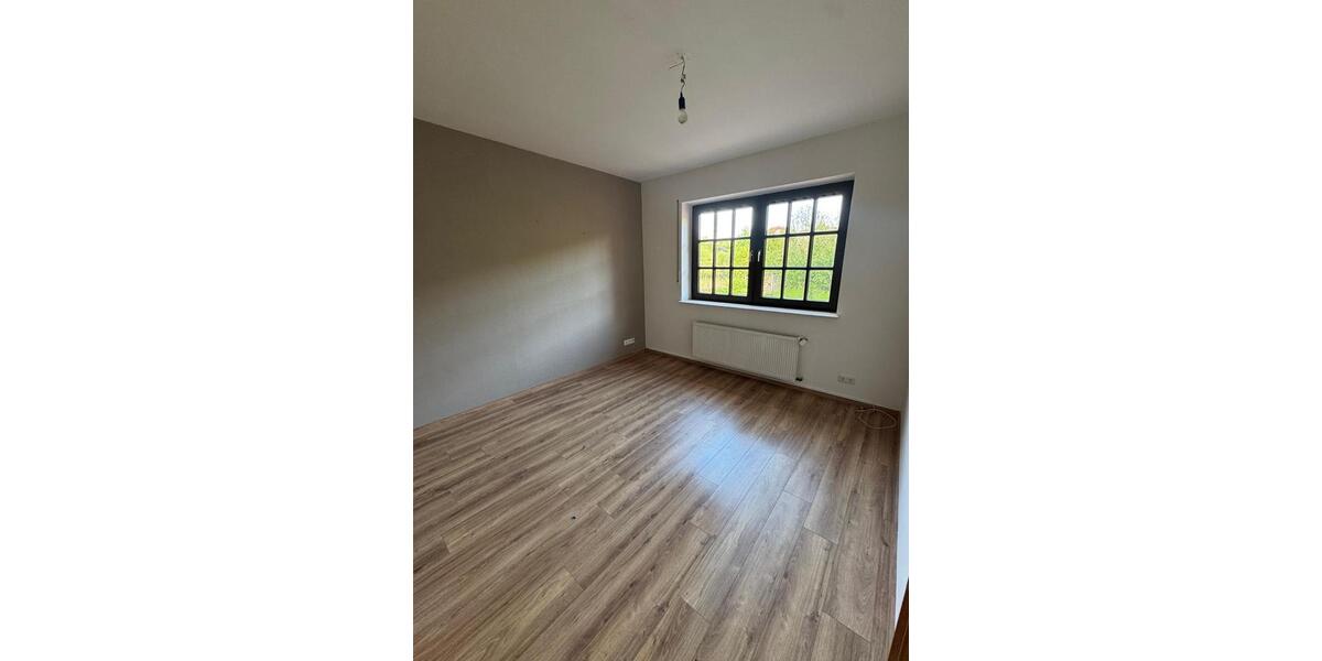 Erdgeschoßwohnung Waldkappel - 2 Zimmer, 52 m&sup2;, 400&euro; | Angebot:26581598