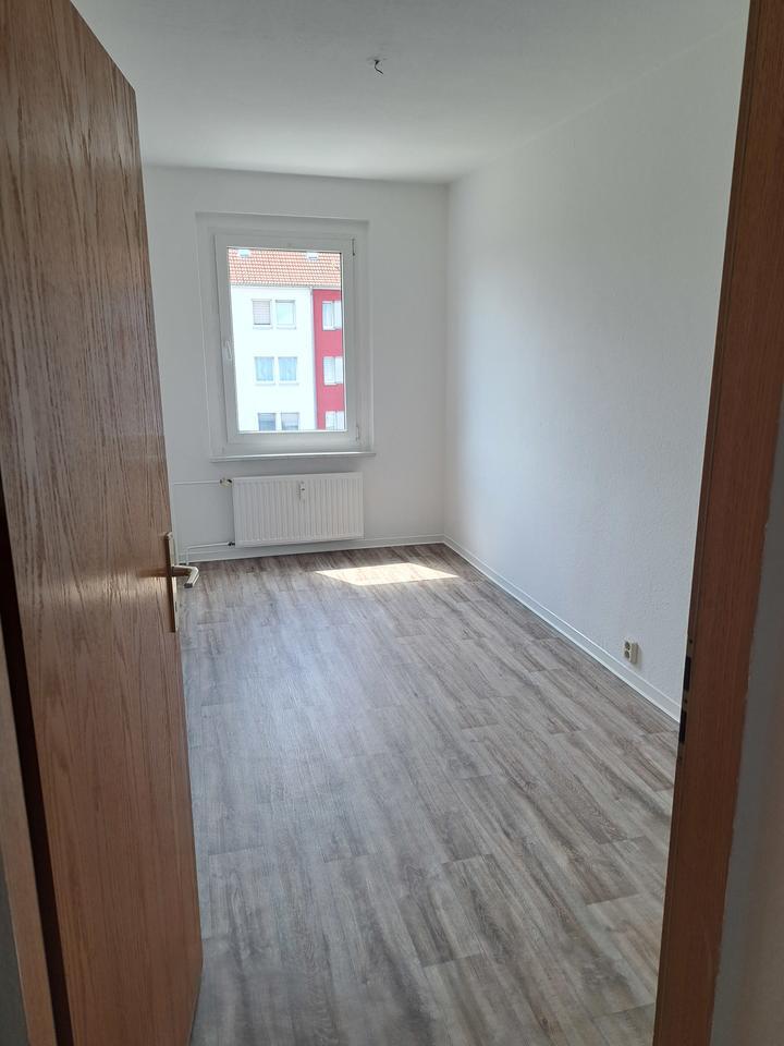 Marnitz - schöne 4-Zimmerwohnung in ruhiger Lage und eigenem Stellplatz