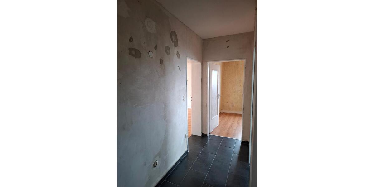 Dachgeschoßwohnung Waldmohr - 3 Zimmer, 64 m&sup2;, 650&euro; | Angebot:26455355