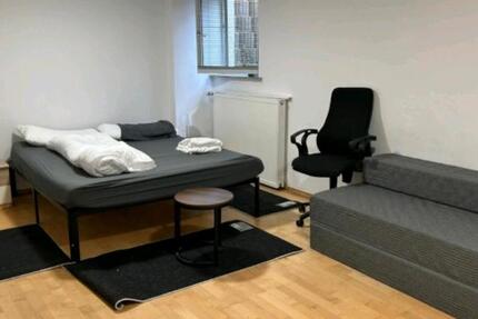 Ruhiges WG-Zimmer in HD – Top ausgestattet mit eigenem Bad 1 zimmer