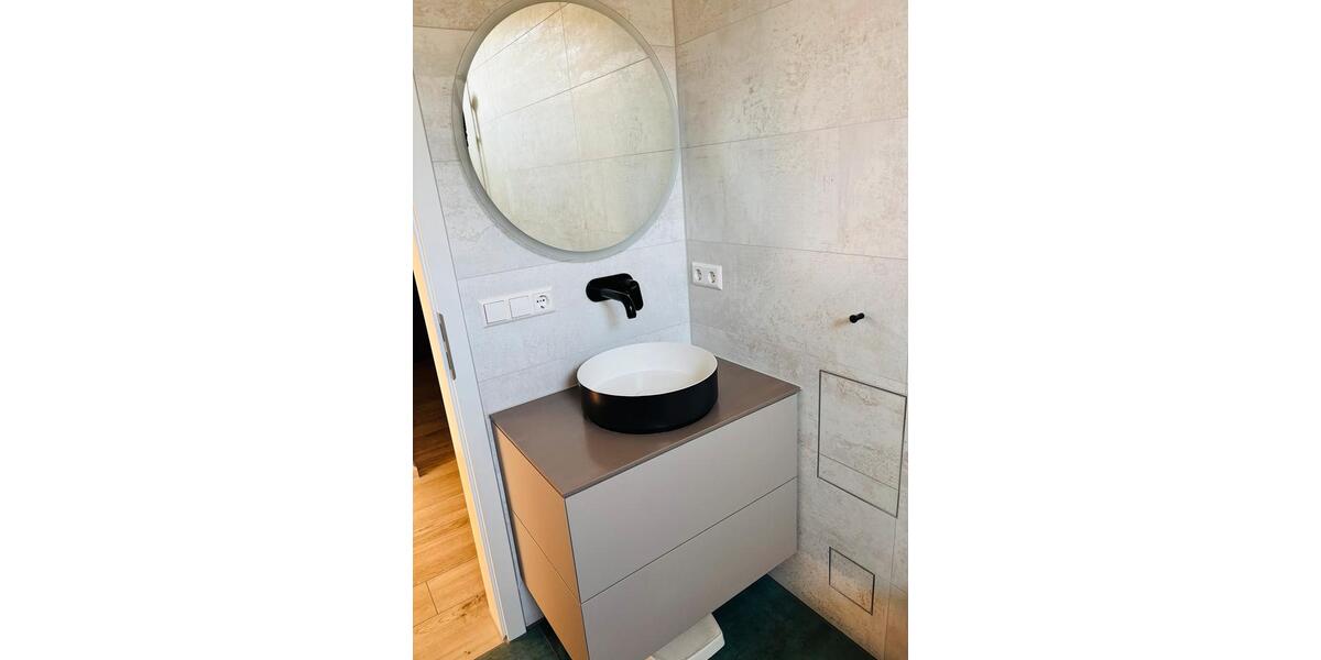 Dachgeschoßwohnung Tübingen - 2 Zimmer, 38 m&sup2;, 990&euro; | Angebot:26608684