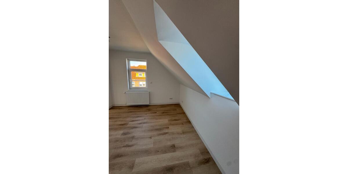 Dachgeschoßwohnung Soltau - 3 Zimmer, 85 m&sup2;, 935&euro; | Angebot:25328496