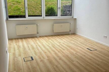 Gewerbeobjekt Bernau am Chiemsee Bernau - 5 Zimmer, 179 m&sup2;, 1.520&euro; | Angebot:23970762