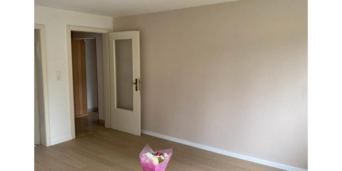 Erdgeschoßwohnung Wiehl - 2 Zimmer, 87 m&sup2;, 970&euro; | Angebot:26621341