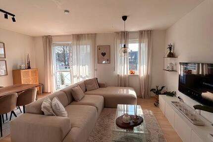 Wohnung Rühen - 3 Zimmer, 70 m&sup2;, 645&euro; | Angebot:26020770