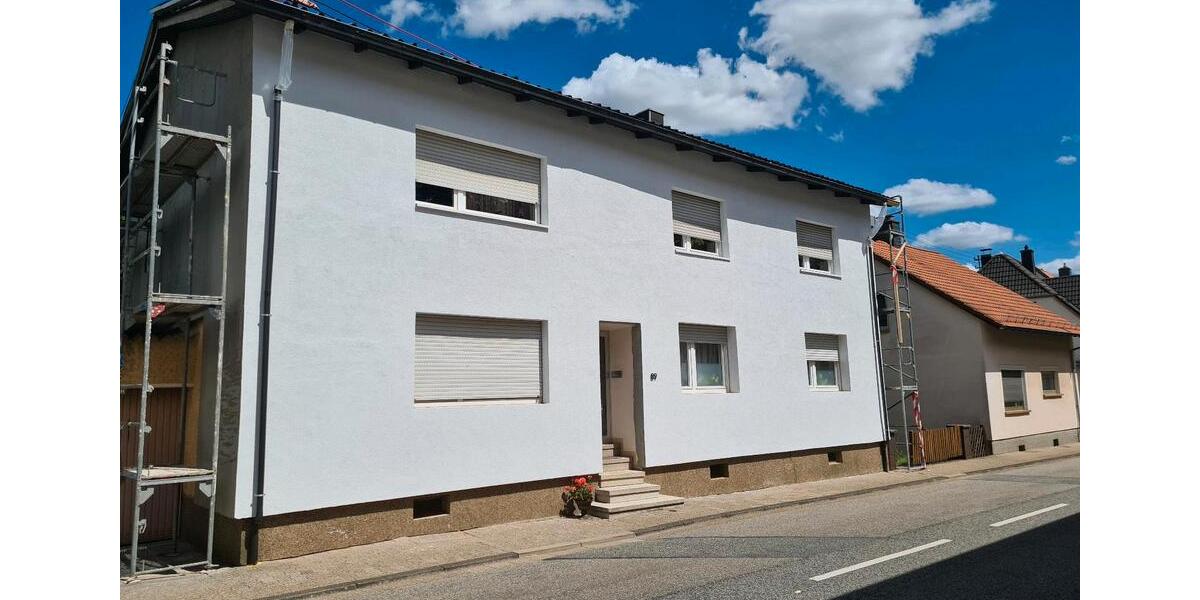 Etagenwohnung Bexbach - 4 Zimmer, 100 m&sup2;, 1.160&euro; | Angebot:24837147