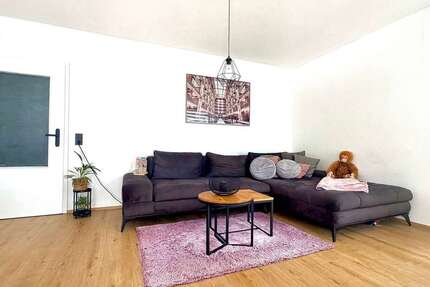 Wohnung Taunusstein - 2 Zimmer, 74 m&sup2;, 850&euro; | Angebot:27283581
