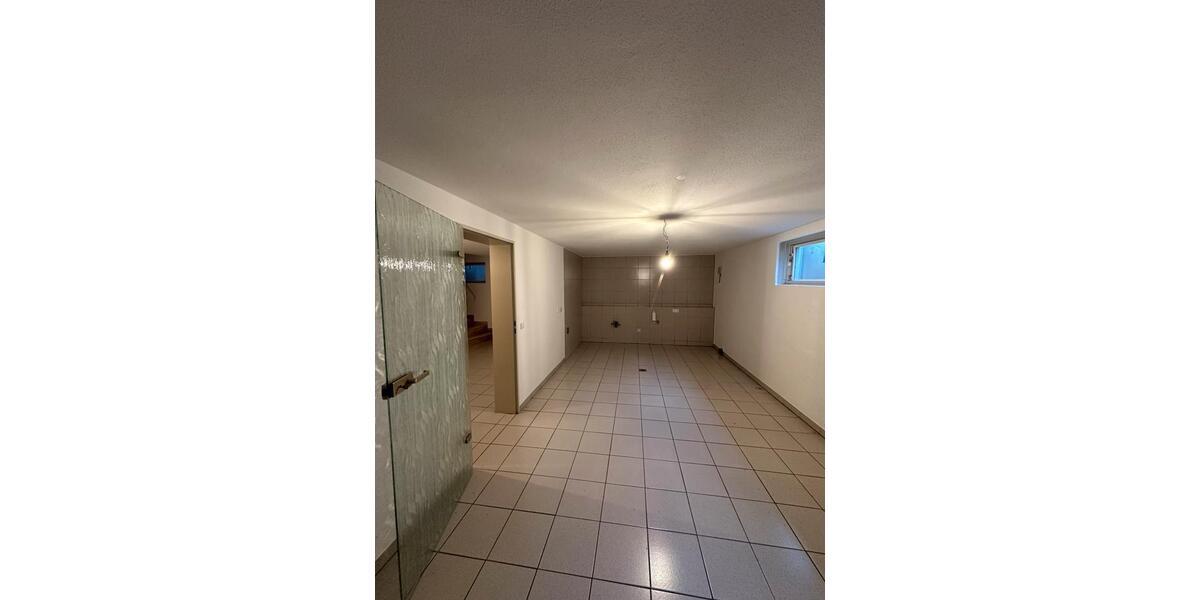 Erdgeschoßwohnung Eging am See - 3 Zimmer, 130 m&sup2;, 1.235&euro; | Angebot:24551288