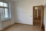 Etagenwohnung Roßwein - 3 Zimmer, 70 m&sup2;, 385&euro; | Angebot:25999174