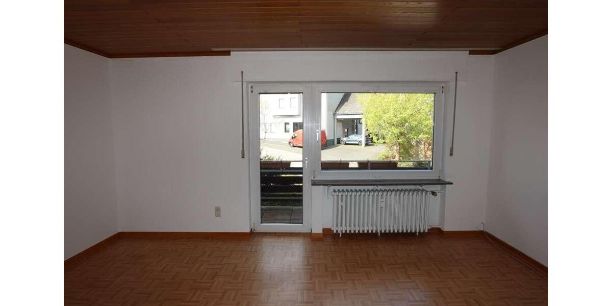 Etagenwohnung Hillesheim - 3 Zimmer, 84 m&sup2;, 600&euro; | Angebot:26313349