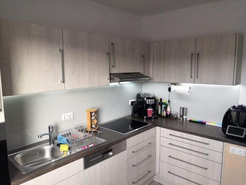 Helle 4-Zimmer-Wohnung mit Balkon in Regensburg West ab 1.12.25