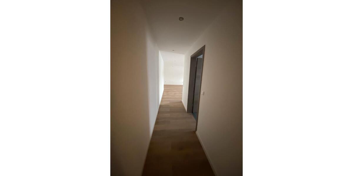 Etagenwohnung Heinsberg - 4 Zimmer, 130 m&sup2;, 1.300&euro; | Angebot:24851522