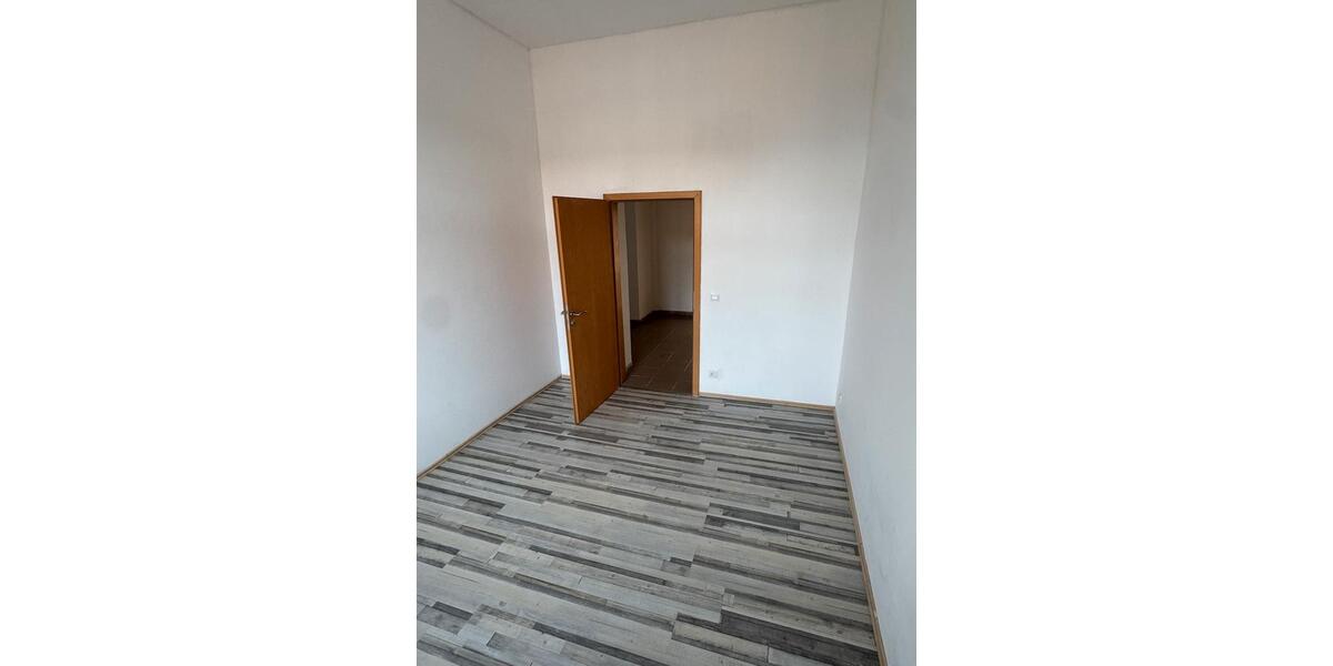 Etagenwohnung Mönchengladbach West - 6 Zimmer, 194 m&sup2;, 1.830&euro; | Angebot:26605396