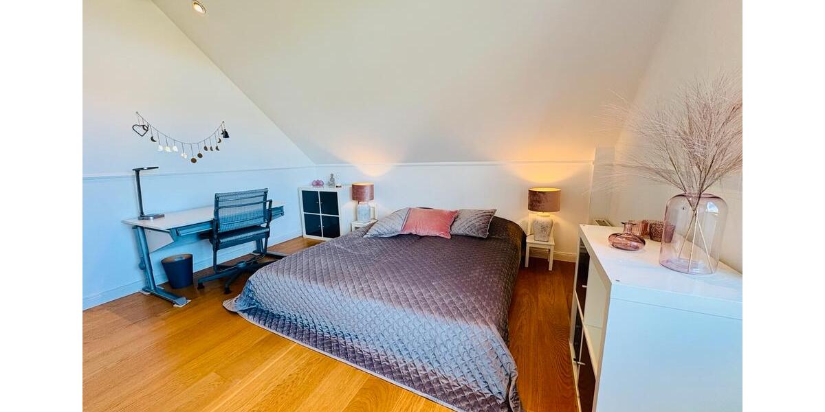 Wohnen auf Zeit Hamburg Altona - 5 Zimmer, 170 m&sup2;, 5.000&euro; | Angebot:26651929