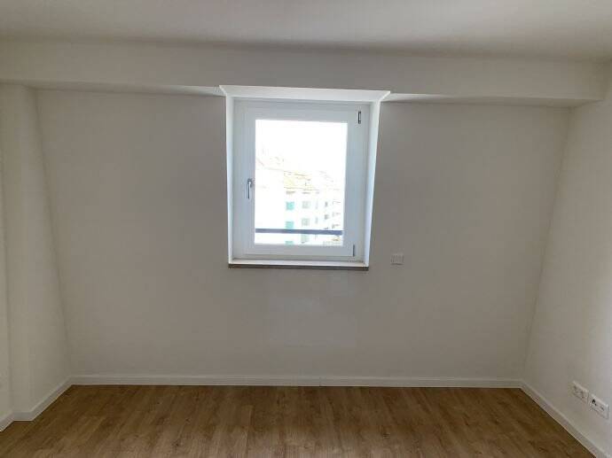 Deine 3-R-Maisonette Whg in Altbau, gr. Blk, Wendeltreppe 3 zimmer