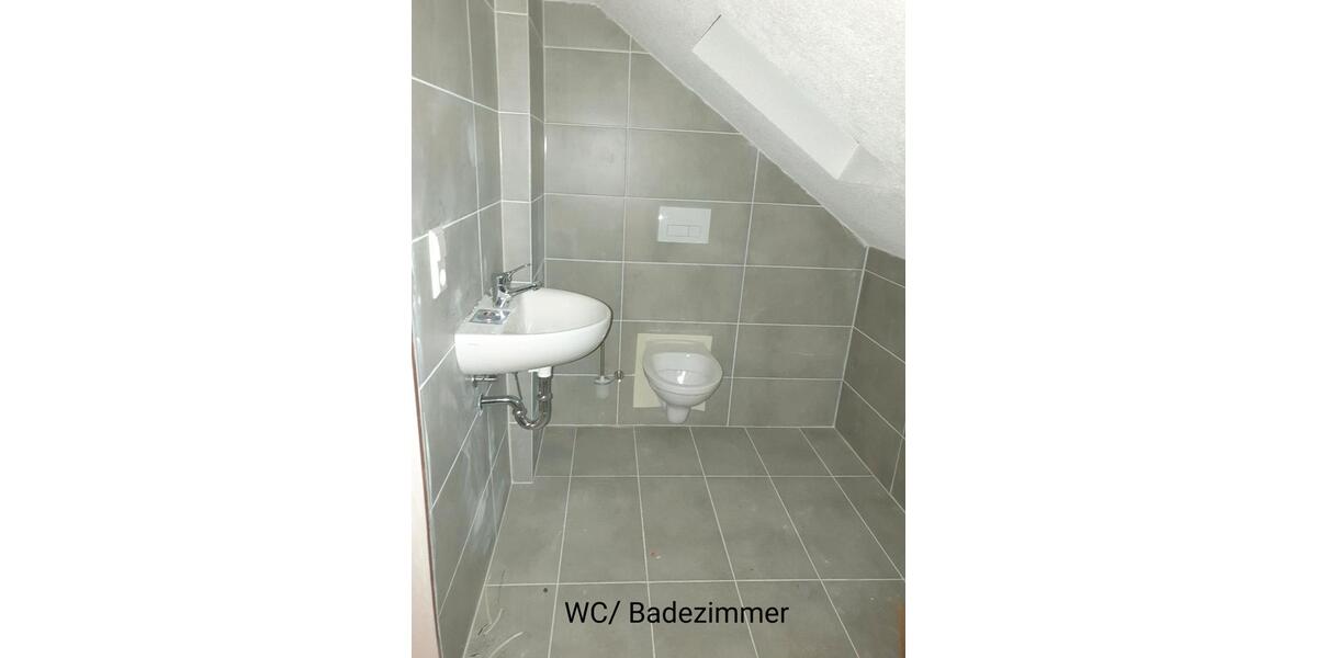 Dachgeschoßwohnung Amstetten - 3 Zimmer, 78 m&sup2;, 800&euro; | Angebot:26603218