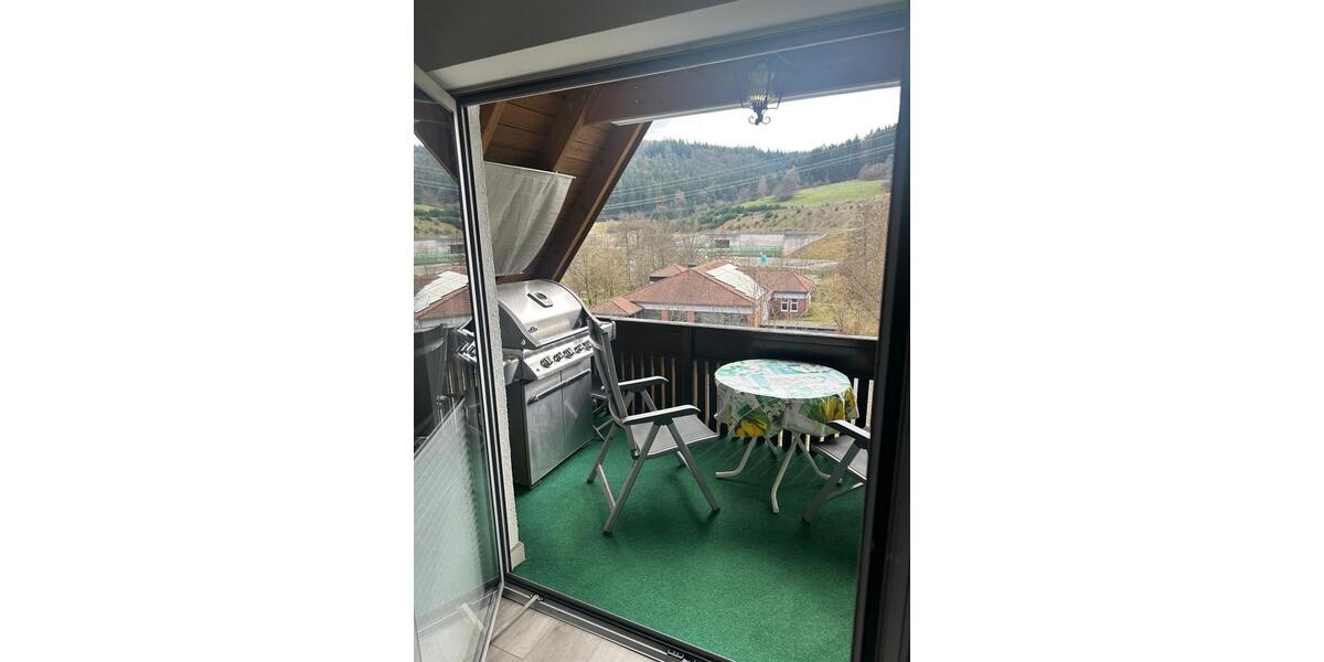 Dachgeschoßwohnung Heigenbrücken - 3 Zimmer, 75 m&sup2;, 800&euro; | Angebot:26348818