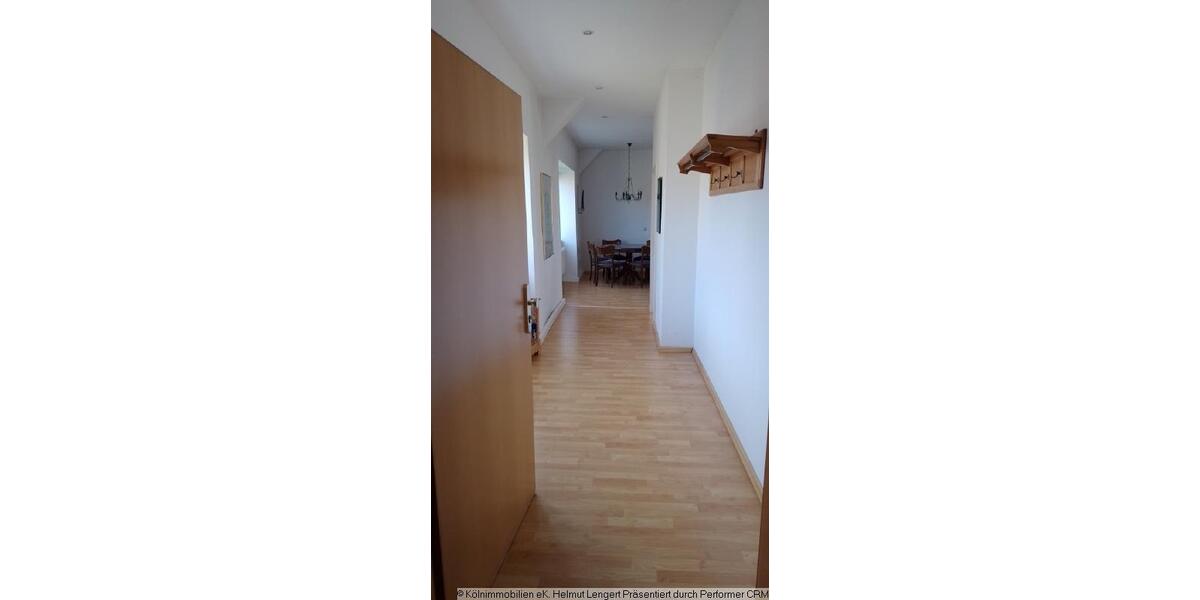 Wohnen auf Zeit Roßwein - 3 Zimmer, 50 m&sup2;, 1.200&euro; | Angebot:16224459