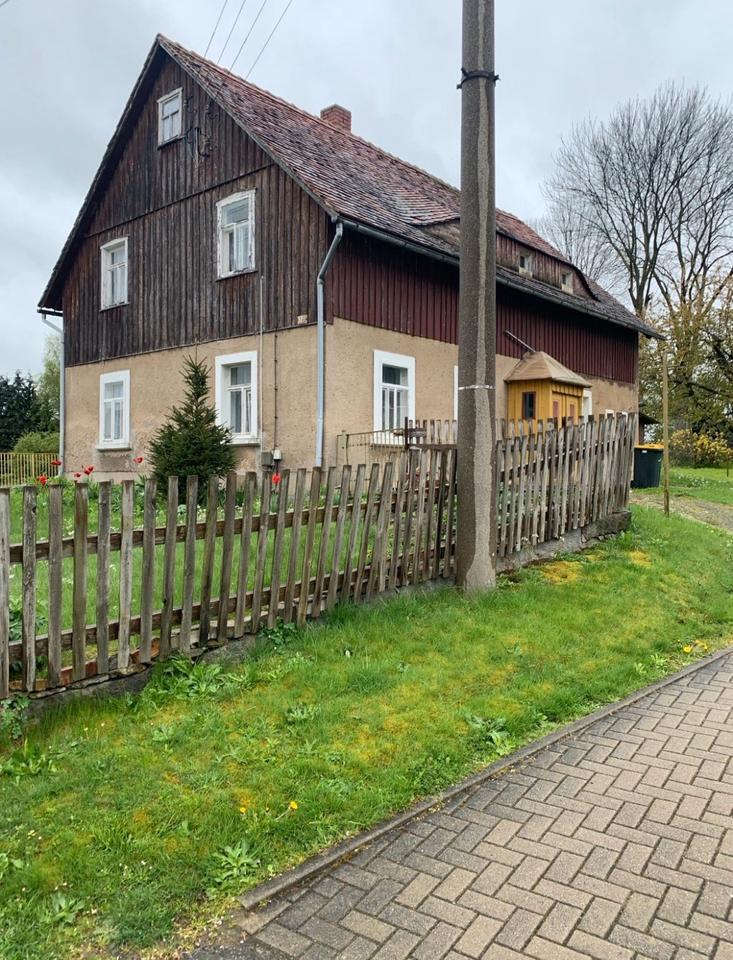 Einfamilienhaus zum Sanieren und mieten zimmer