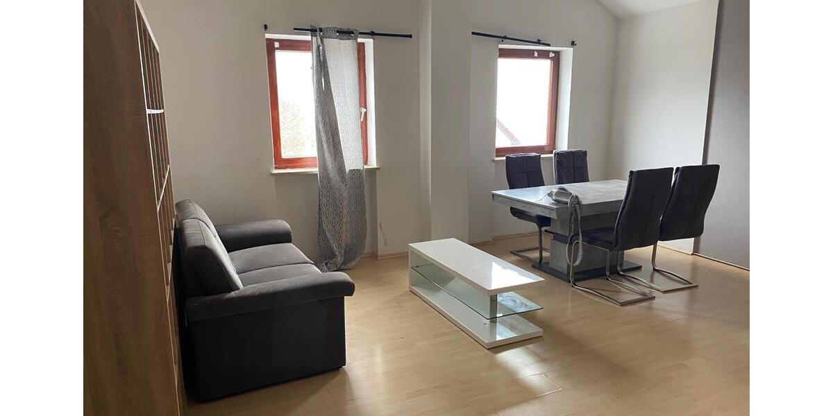 Dachgeschoßwohnung Höhenkirchen-Siegertsbrunn Siegertsbrunn - 1 Zimmer, 90 m&sup2;, 500&euro; | Angebot:24355238