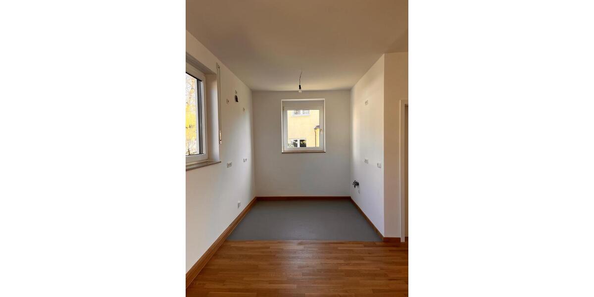 Erdgeschoßwohnung Bayreuth Meyernberg - 2 Zimmer, 83 m&sup2;, 1.120&euro; | Angebot:26701522