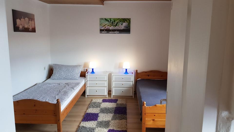 Wohnen auf Zeit Malsfeld - 5 Zimmer, 90 m&sup2;, 150&euro; | Angebot:22910244